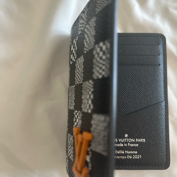 Louis Vuitton Pocket Organizer - Picture 4 of 5